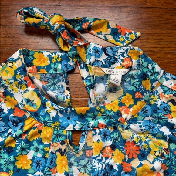 Cato Blue Floral Flutter Sleeve Top L - Picture 3 of 5